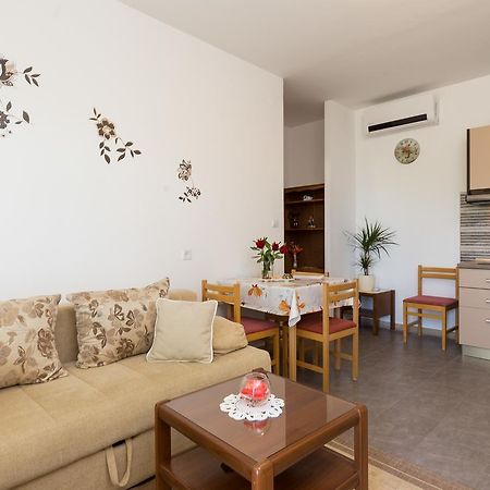 Apartments Olive Mlini Exterior photo