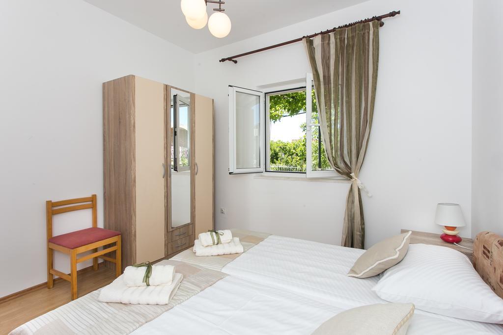 Apartments Olive Mlini Exterior photo