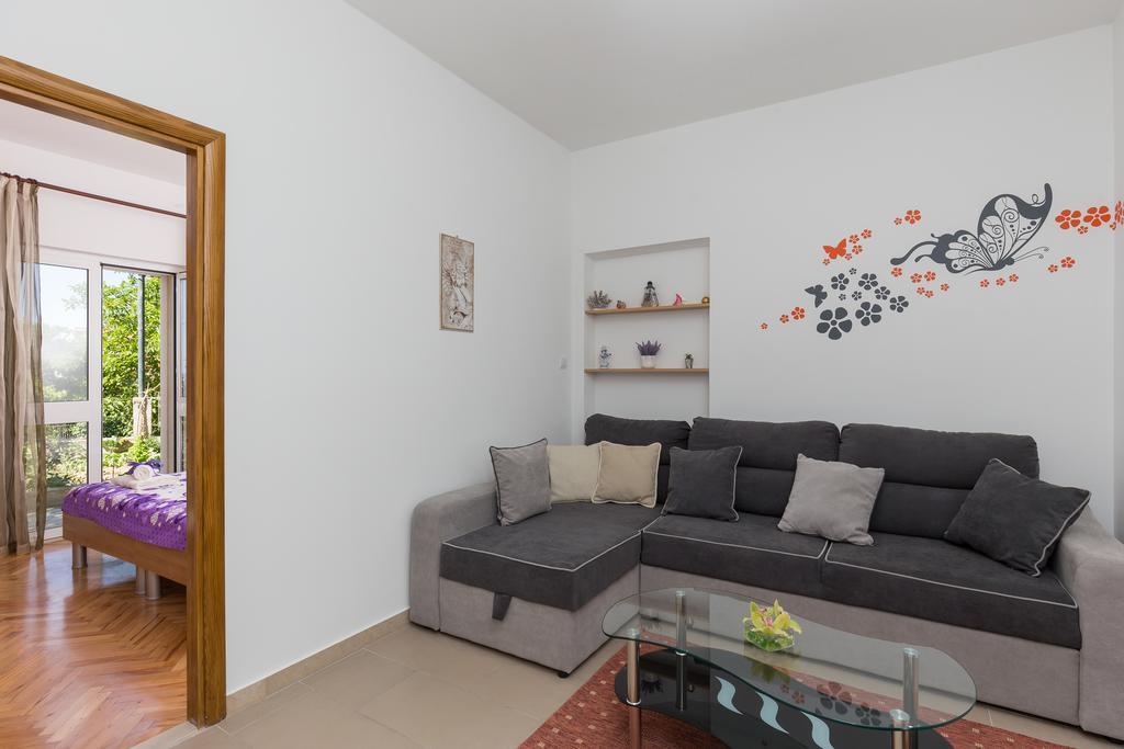 Apartments Olive Mlini Exterior photo
